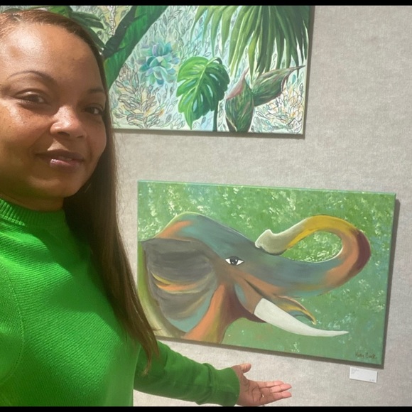 BEAU THE ELEPHANT - Picture 3 of 4